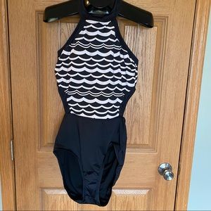 CleanWater Swimsuit NWOT XL